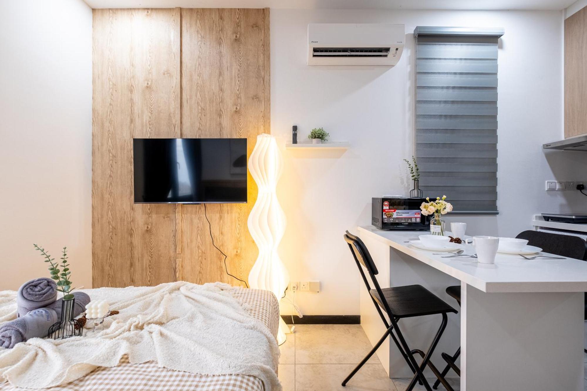 Neu Jalan Ampang By Feel *